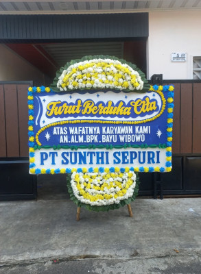Papan Bunga Duka di Penamping